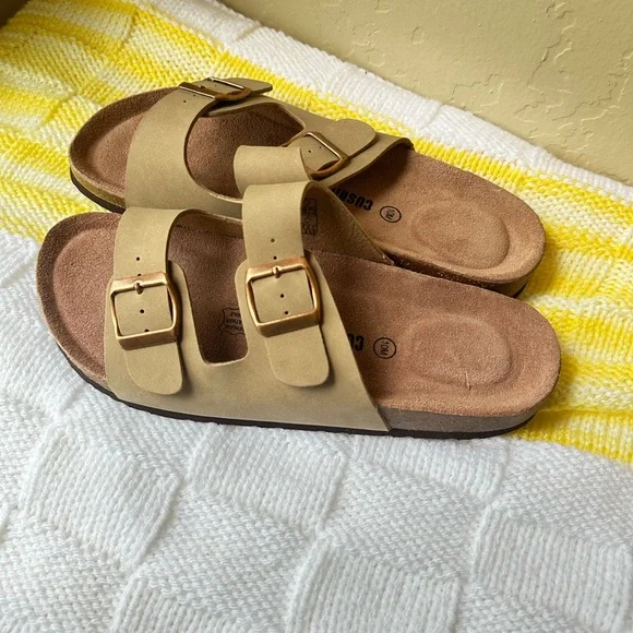 Cushionaire Footbed Sandal - Picture 2 of 8